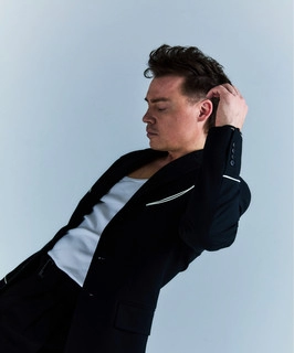 Okładka artysty Shawn Hook