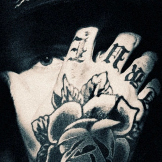 Okładka artysty nothing,nowhere.