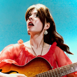 Okładka artysty Catie Turner