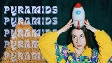 Okładka teledysku Pyramids - night
